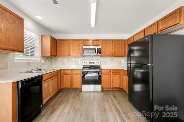 5937 Firethorne Lane, Concord, NC 28025