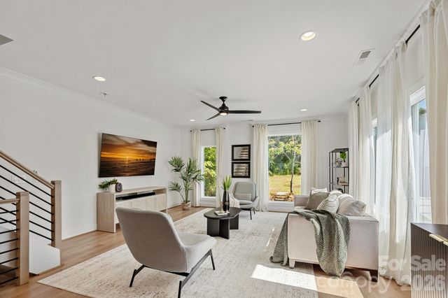 910 Van Every Street, Charlotte, NC 28205