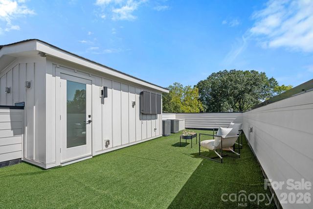910 Van Every Street, Charlotte, NC 28205