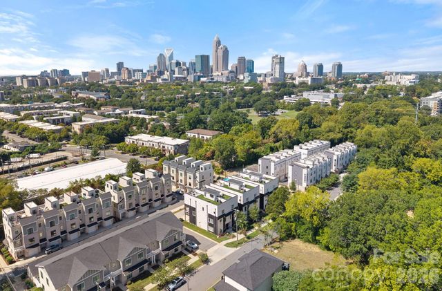 910 Van Every Street, Charlotte, NC 28205