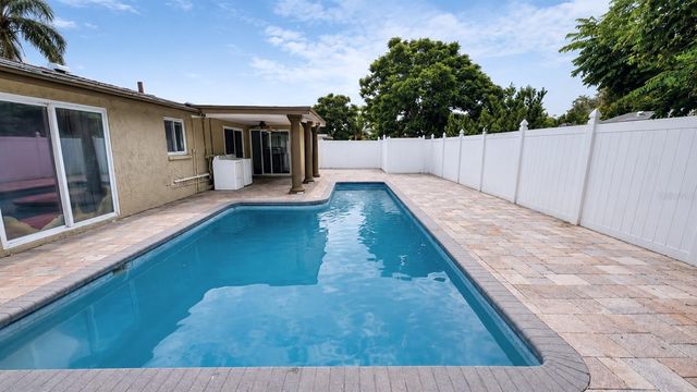 6012 12TH AVENUE, New Port Richey, FL 34653