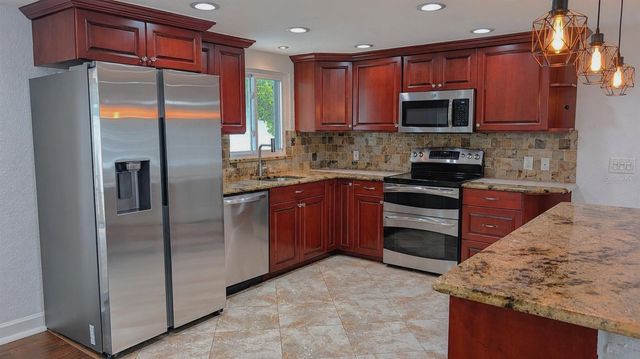 6012 12TH AVENUE, New Port Richey, FL 34653