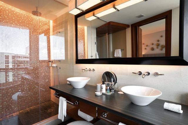 10295 Collins Ave. 1014, Bal Harbour, FL 33154