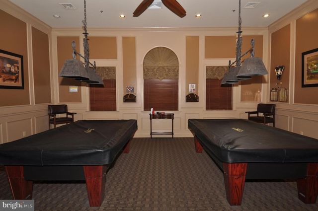 17 BARBARY LN, Columbus, NJ 08022