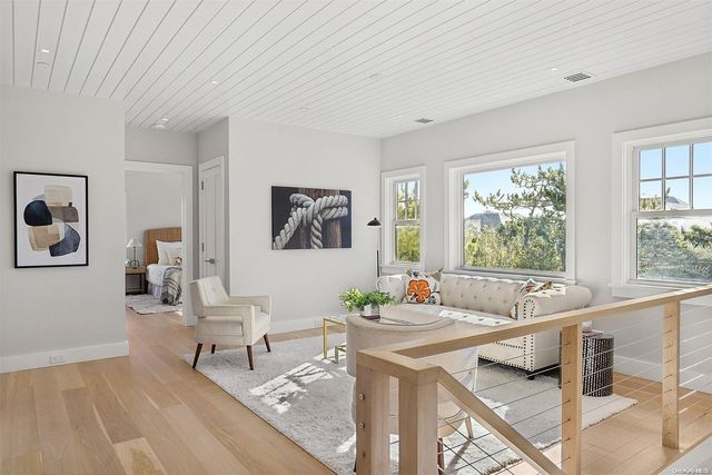 218 Dune Road, Westhampton Beach, NY 11978