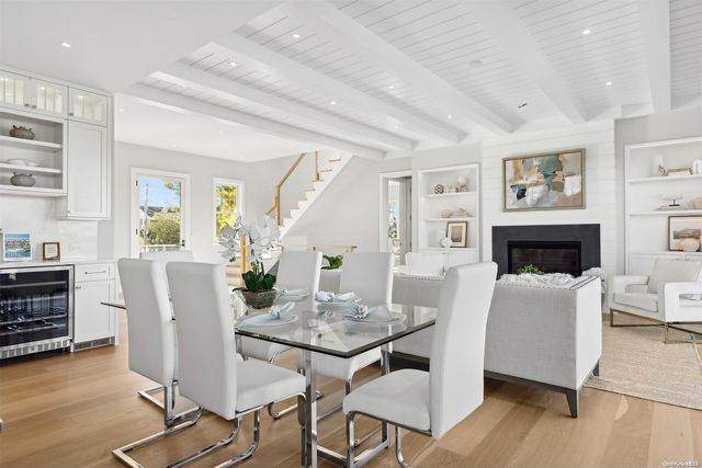 218 Dune Road, Westhampton Beach, NY 11978