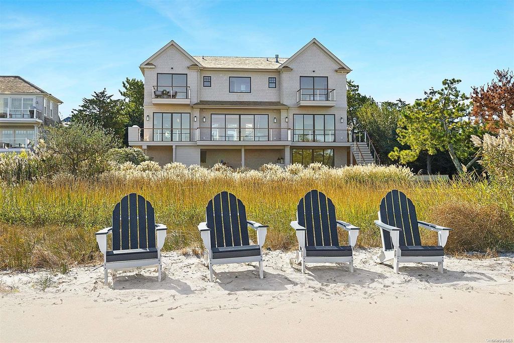 218 Dune Road, Westhampton Beach, NY 11978