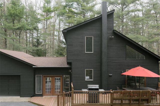 2 Carpathy Court, Glen Spey, NY 12737