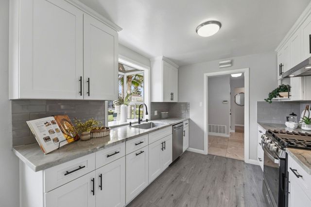 38566 Oliver Way, Fremont, CA 94536