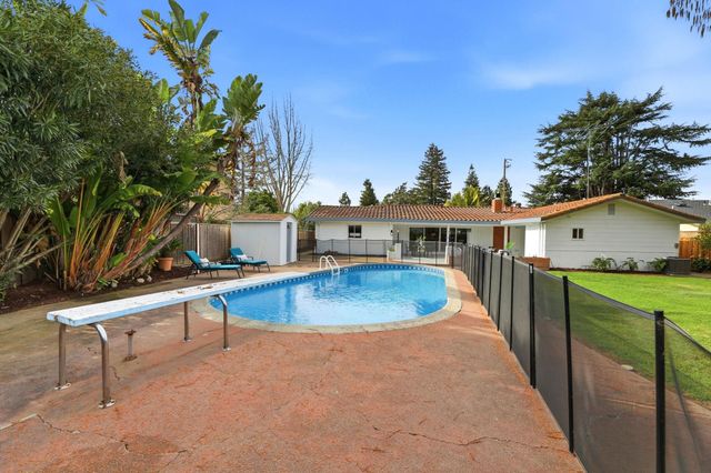 38566 Oliver Way, Fremont, CA 94536