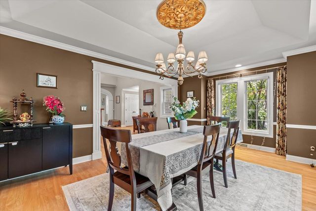 N29W30593 Foxwood DRIVE, Pewaukee, WI 53072