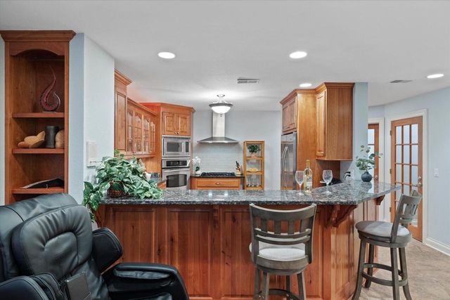 N29W30593 Foxwood DRIVE, Pewaukee, WI 53072