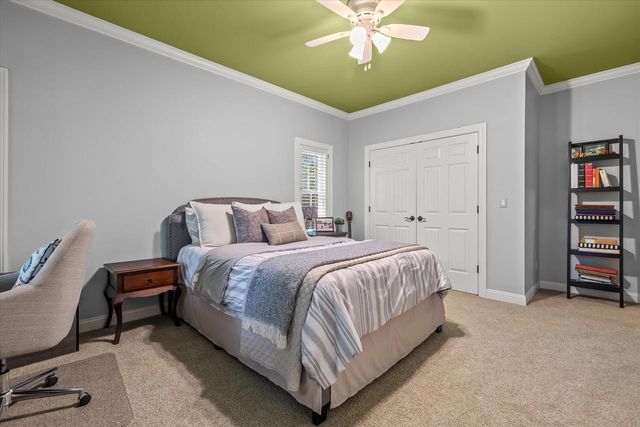 N29W30593 Foxwood DRIVE, Pewaukee, WI 53072