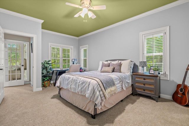 N29W30593 Foxwood DRIVE, Pewaukee, WI 53072
