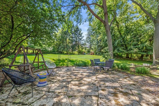 N29W30593 Foxwood DRIVE, Pewaukee, WI 53072