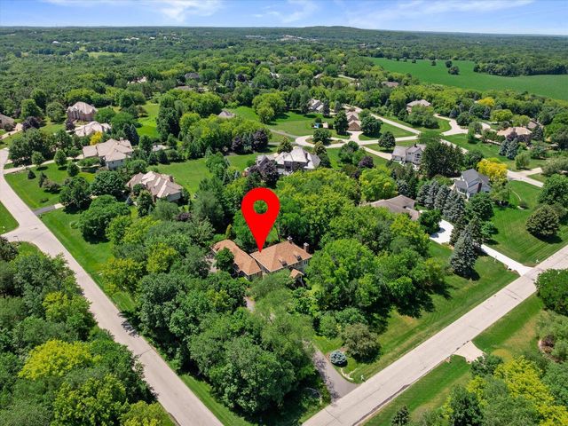 N29W30593 Foxwood DRIVE, Pewaukee, WI 53072