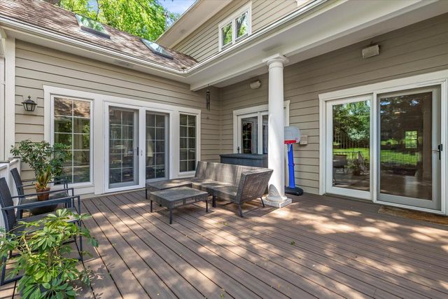 N29W30593 Foxwood DRIVE, Pewaukee, WI 53072