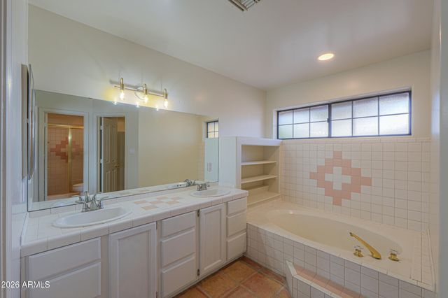 2119 N PEBBLE BEACH Drive, Casa Grande, AZ 85122