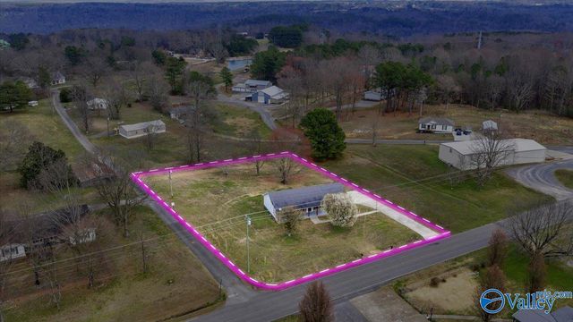 1808 Union Grove Road, Guntersville, AL 35976