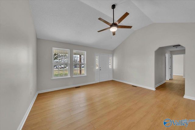 1808 Union Grove Road, Guntersville, AL 35976