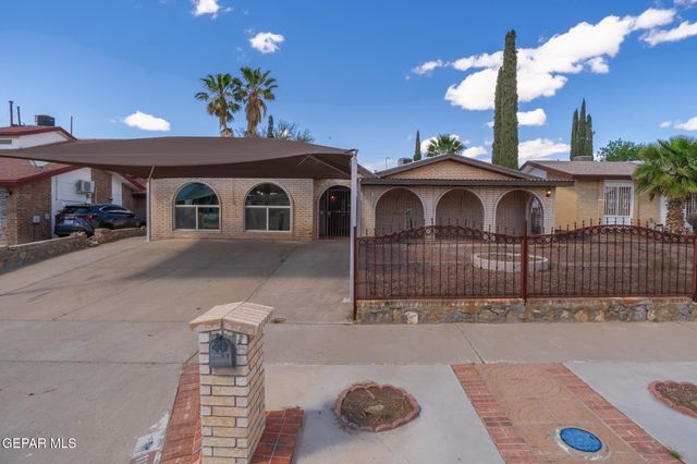 11737 CHITO SAMANIEGO Drive, El Paso, TX 79936