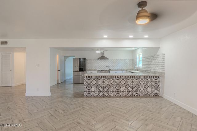 11737 CHITO SAMANIEGO Drive, El Paso, TX 79936