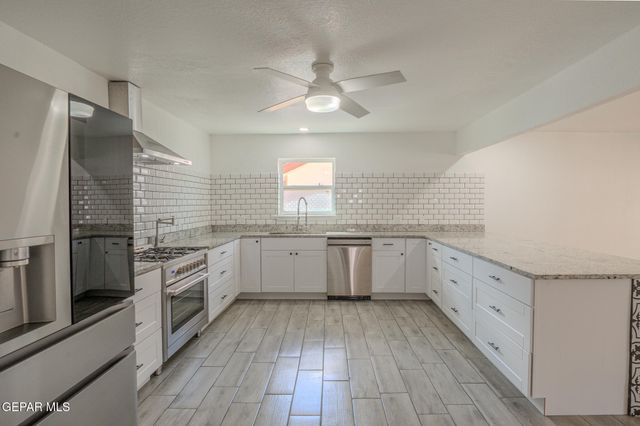 11737 CHITO SAMANIEGO Drive, El Paso, TX 79936