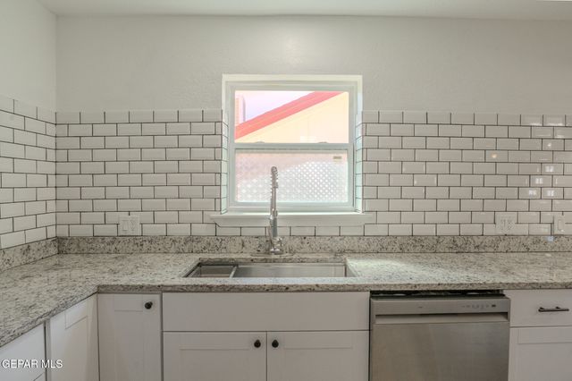 11737 CHITO SAMANIEGO Drive, El Paso, TX 79936