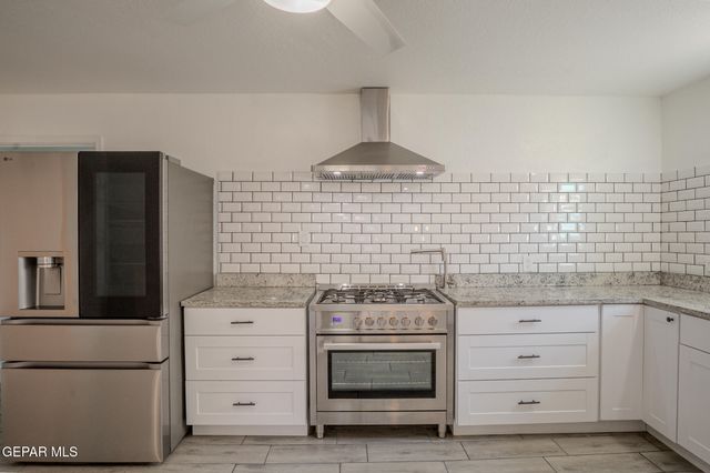 11737 CHITO SAMANIEGO Drive, El Paso, TX 79936