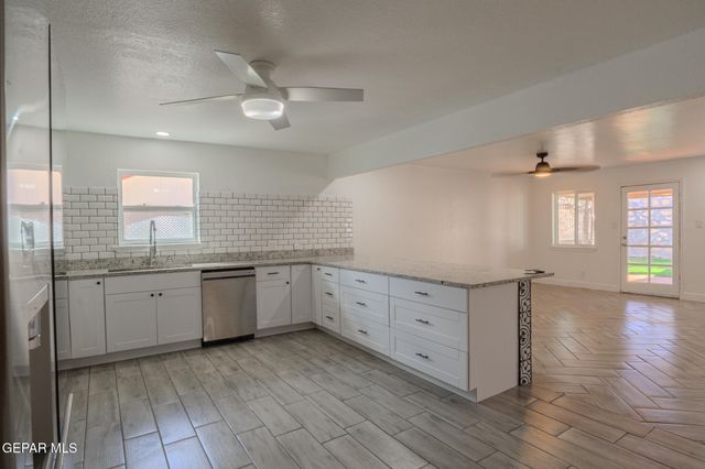 11737 CHITO SAMANIEGO Drive, El Paso, TX 79936