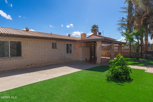 11737 CHITO SAMANIEGO Drive, El Paso, TX 79936