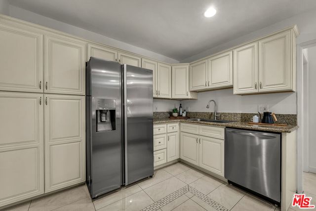 1127 15th Street A, Santa Monica, CA 90403