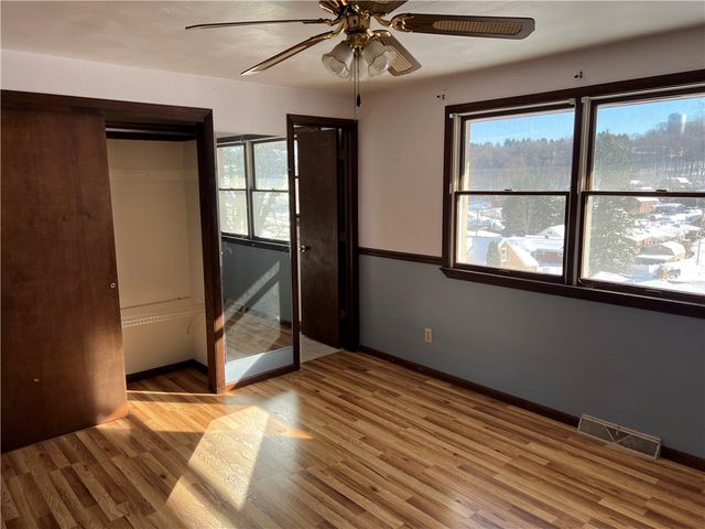 1014 Jefferson Ave, Jeannette, PA 15644