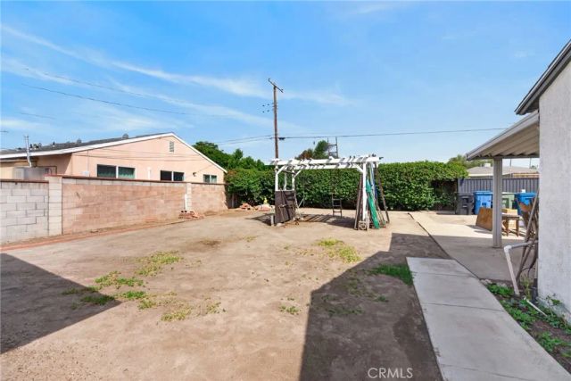 1811 James Place, Pomona, CA 91767