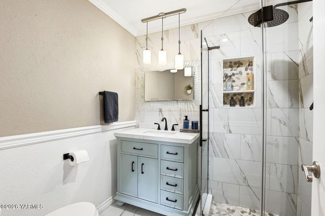 12309 Douglas Rd, Yakima, WA 98908