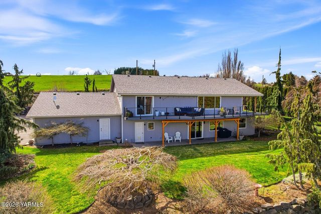 12309 Douglas Rd, Yakima, WA 98908