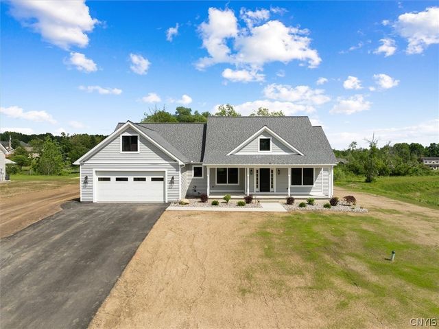 106 Stonebrooke Drive, Marcy, NY 13403