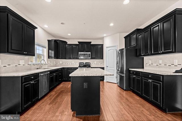 11167 SAINT CHRISTOPHER DR, White Plains, MD 20695