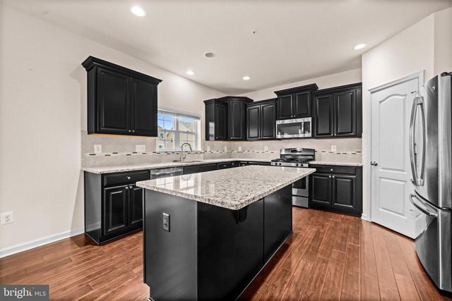 11167 SAINT CHRISTOPHER DR, White Plains, MD 20695