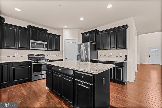 11167 SAINT CHRISTOPHER DR, White Plains, MD 20695