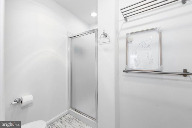 17 ESSEX PL, Newtown, PA 18940