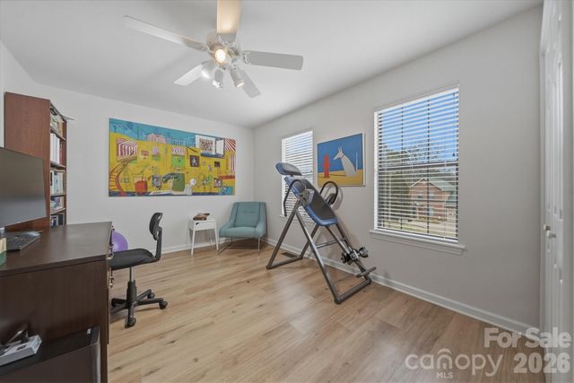 1658 20th Avenue Court NE, Hickory, NC 28601