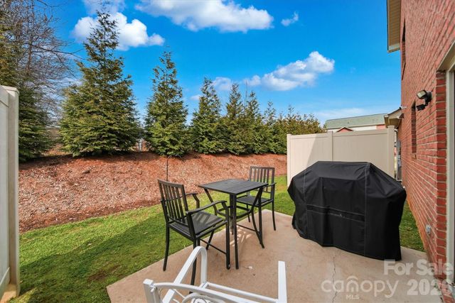 1658 20th Avenue Court NE, Hickory, NC 28601