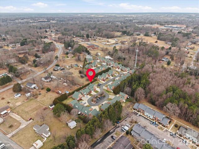 1658 20th Avenue Court NE, Hickory, NC 28601