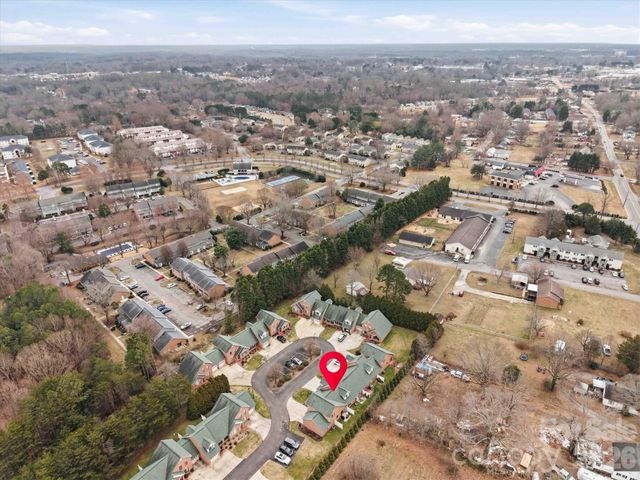 1658 20th Avenue Court NE, Hickory, NC 28601