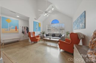 1658 20th Avenue Court NE, Hickory, NC 28601