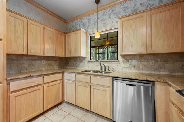 125 Long Wood Ave, Lakeway, TX 78734