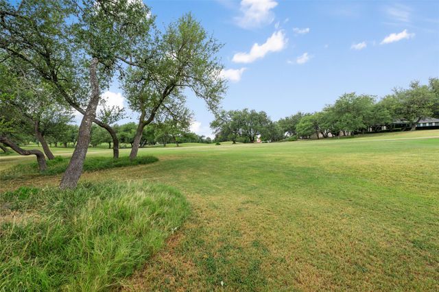 125 Long Wood Ave, Lakeway, TX 78734