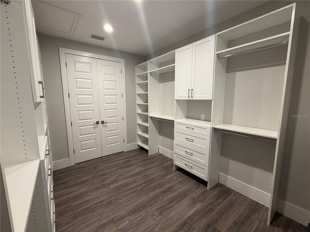 200 E GRANT STREET, Orlando, FL 32806