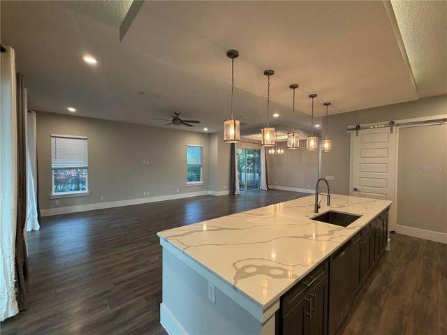 200 E GRANT STREET, Orlando, FL 32806